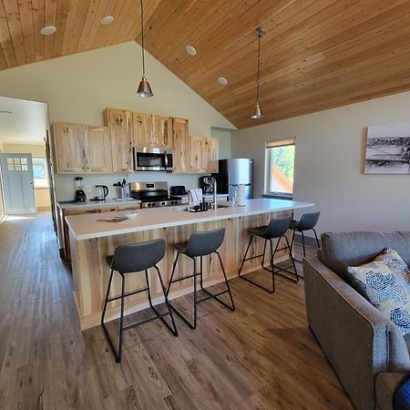 Lakeshore Lodging Suites Homer Exteriör bild