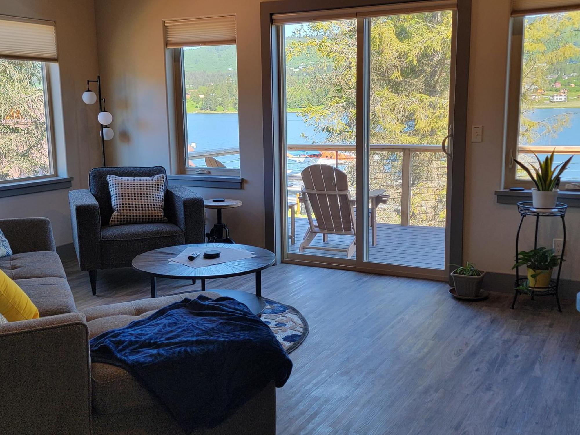 Lakeshore Lodging Suites Homer Exteriör bild
