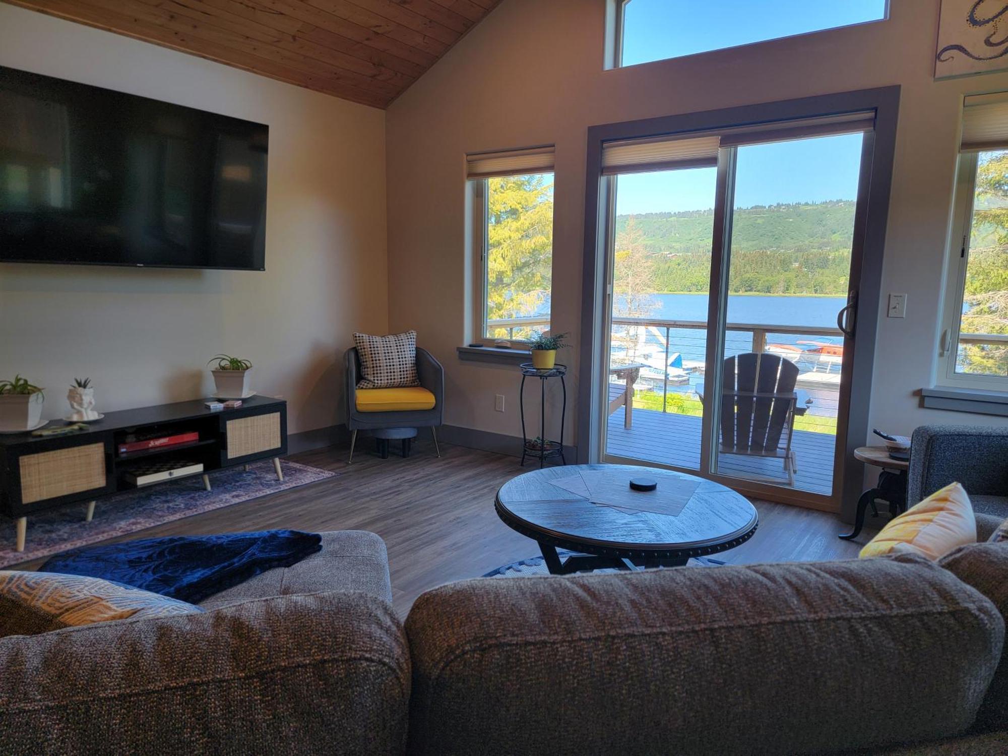 Lakeshore Lodging Suites Homer Exteriör bild